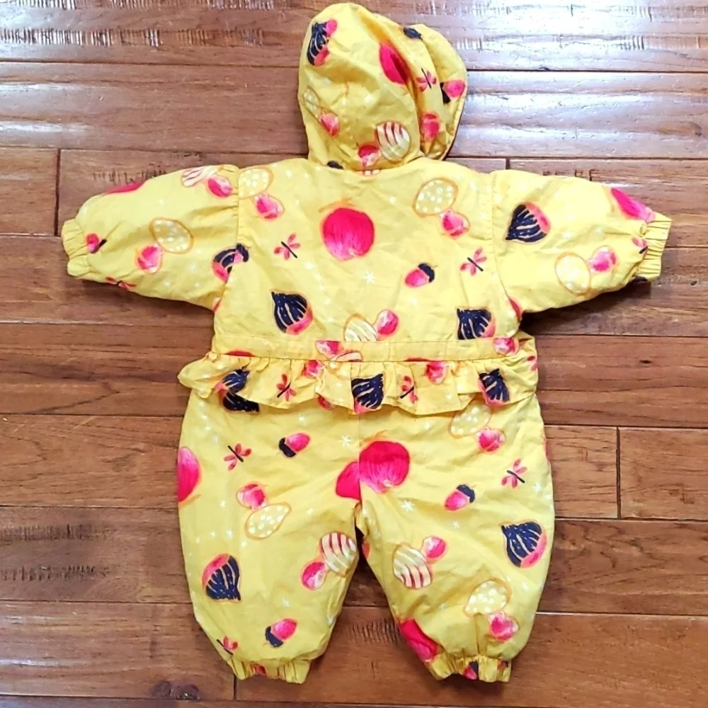 Confetti of france 80s Kidcore Retro Baby vintage yellow fruits snowsuit